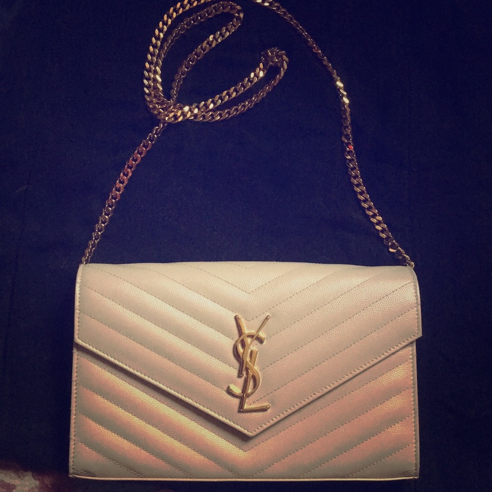 YVES SAINT LAURENT ENVELOPE CLUTCH! Like new