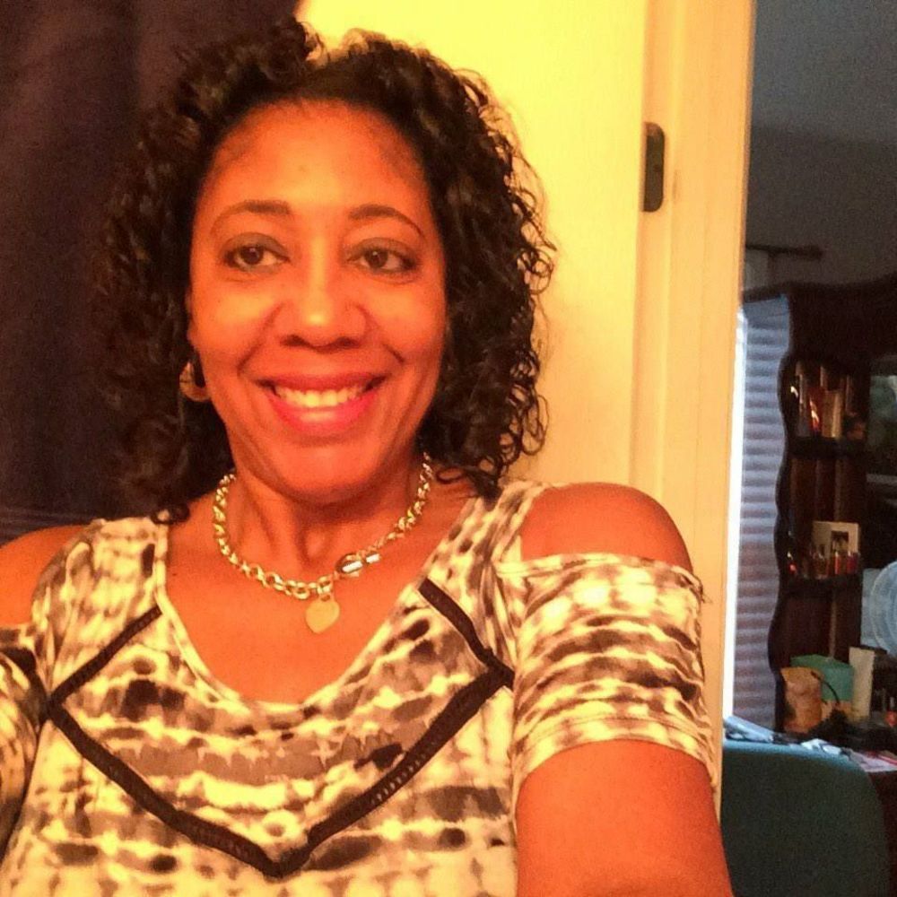 Meet your Posher, Carolyn