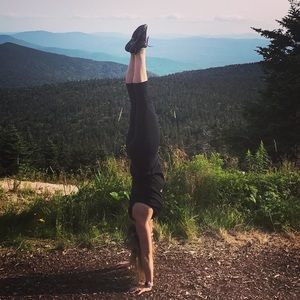 Meet your Posher, Holly