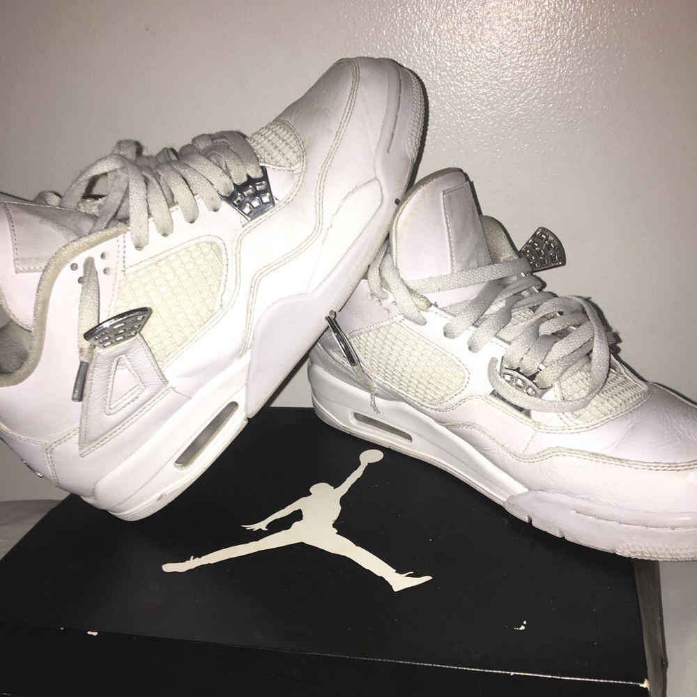 Air Jordan Retro 4 ‘Pure Money’