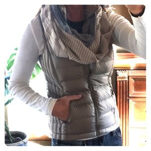 Down puffer vest. 32° Degrees HEAT Size S