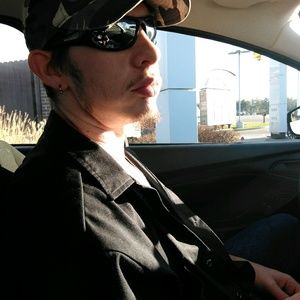 Meet your Posher, Mark