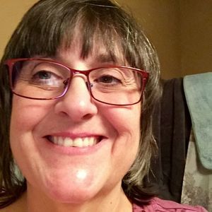 Meet your Posher, Lisa