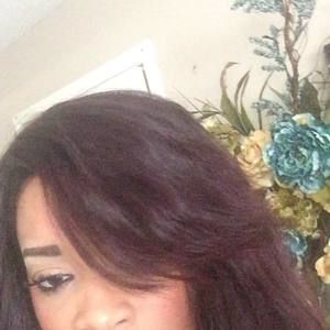 Meet your Posher, Leona