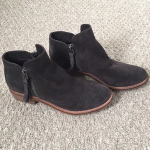 Dolce Vita ankle booties