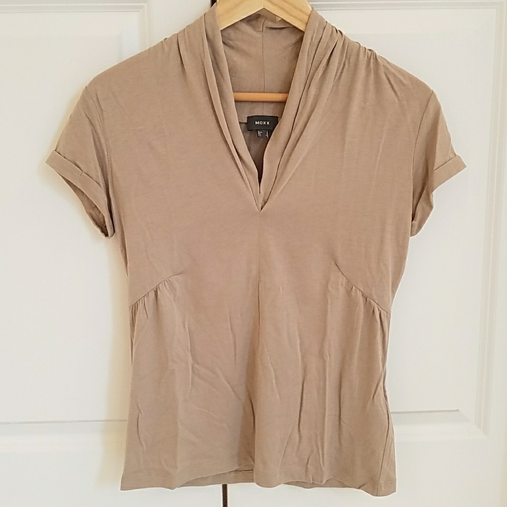 Short sleeve brown top