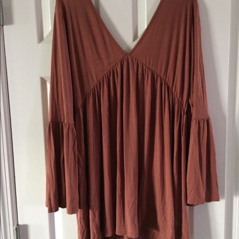 Bell Sleeve Dress - Picture 5 of 6