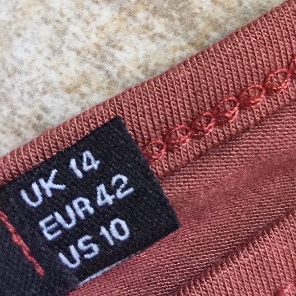 Bell Sleeve Dress - Picture 3 of 6