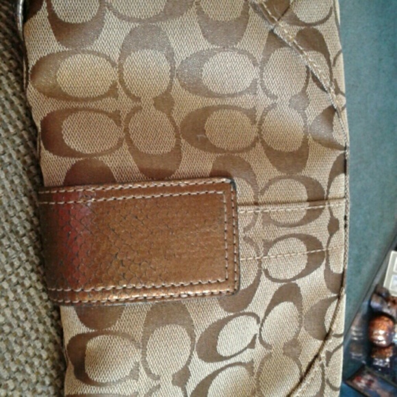 authentic coach handbag - Picture 6 of 6