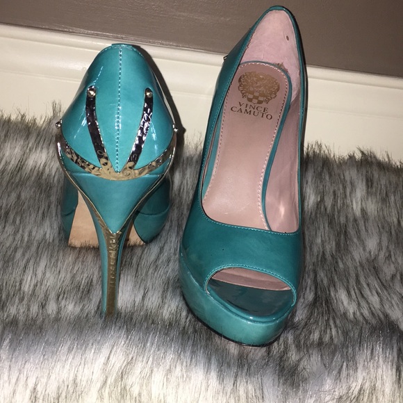 Vince camuto heels - Picture 1 of 5