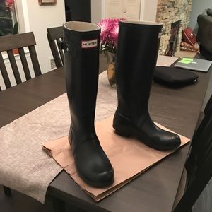 Hunter Boots in Matte Black