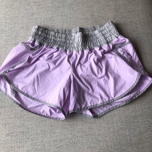 Lululemon chase me shorts