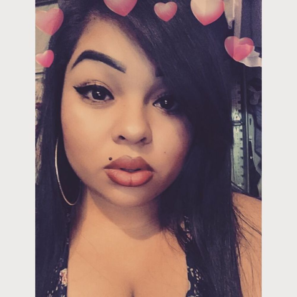 Meet your Posher, Lola