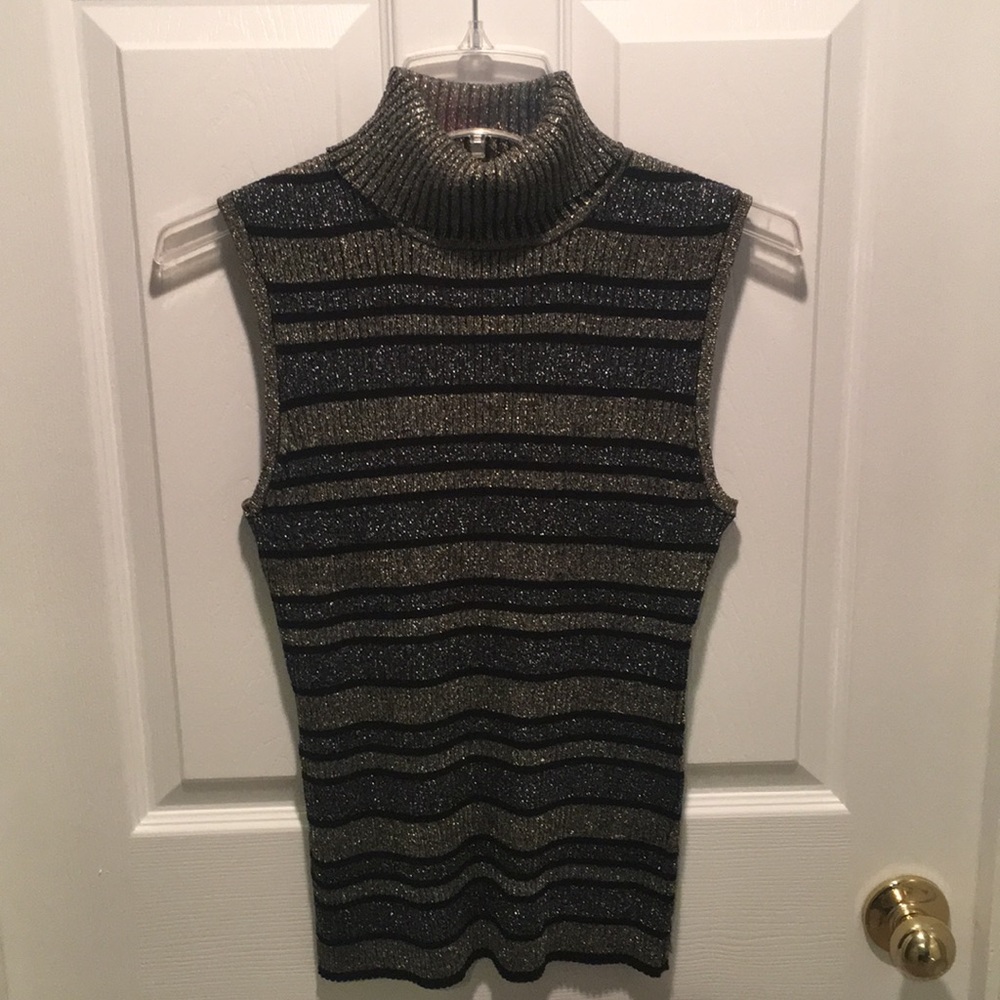 Cable & Gauge turtleneck.Metallic Stripes. Size L.