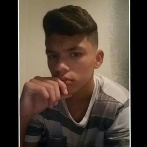 Meet your Posher, Carlos