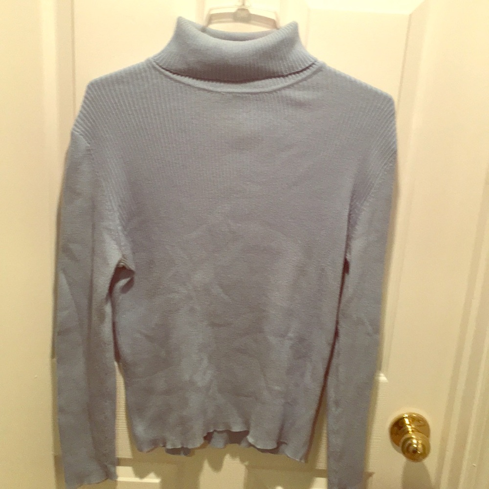 Silver blue XL long sleeve top.