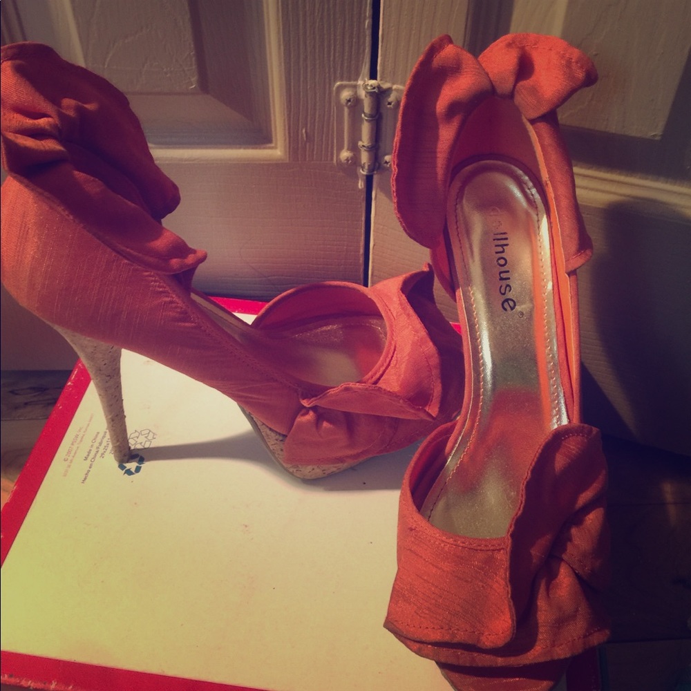 Cute Orange heels