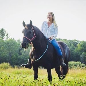 Meet your Posher, Haley