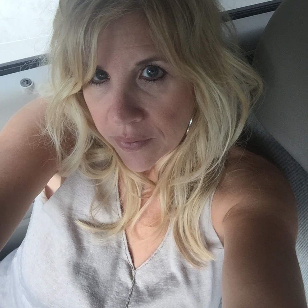 Meet your Posher, Valerie