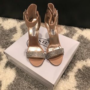 Steve Madden Marlene 6.5 rhinestone heels BNIB