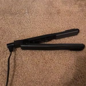 Hot Tools Flat Iron