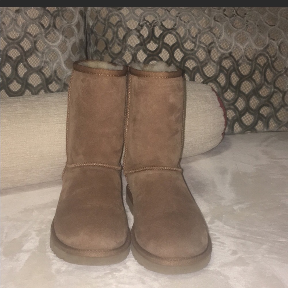 Ugg size 7