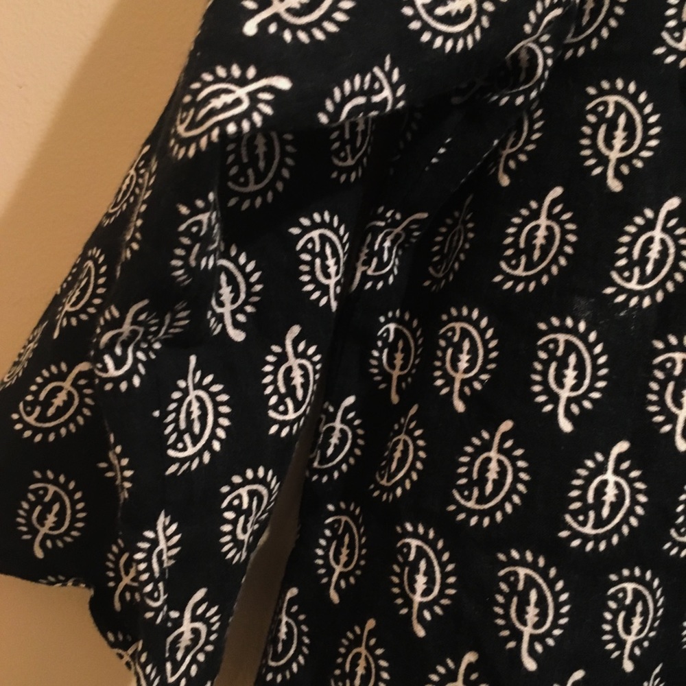 Beautiful black kurta. - Picture 3 of 4