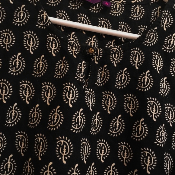 Beautiful black kurta. - Picture 2 of 4