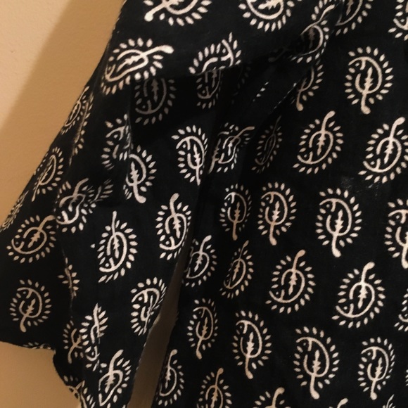 Beautiful black kurta. - Picture 3 of 4