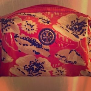 Tory Burch make up bag