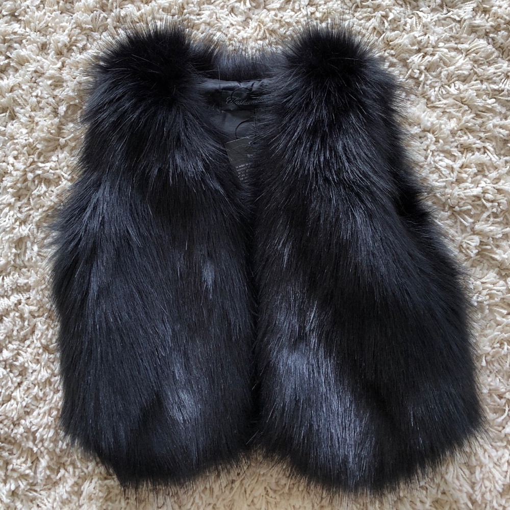 Brand New Black Toddler Size 3/4T Faux Fur Vest