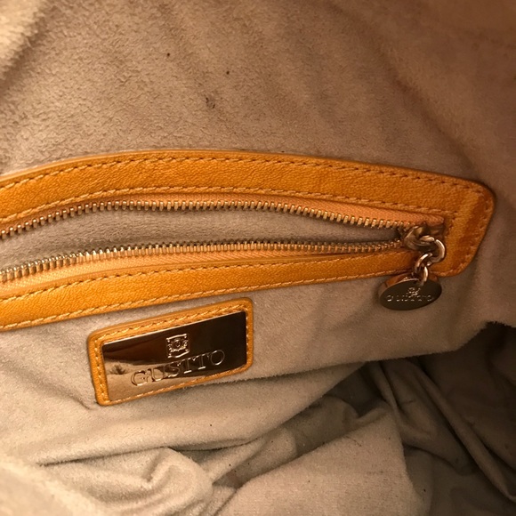 Gustto orange handbag - Picture 4 of 4