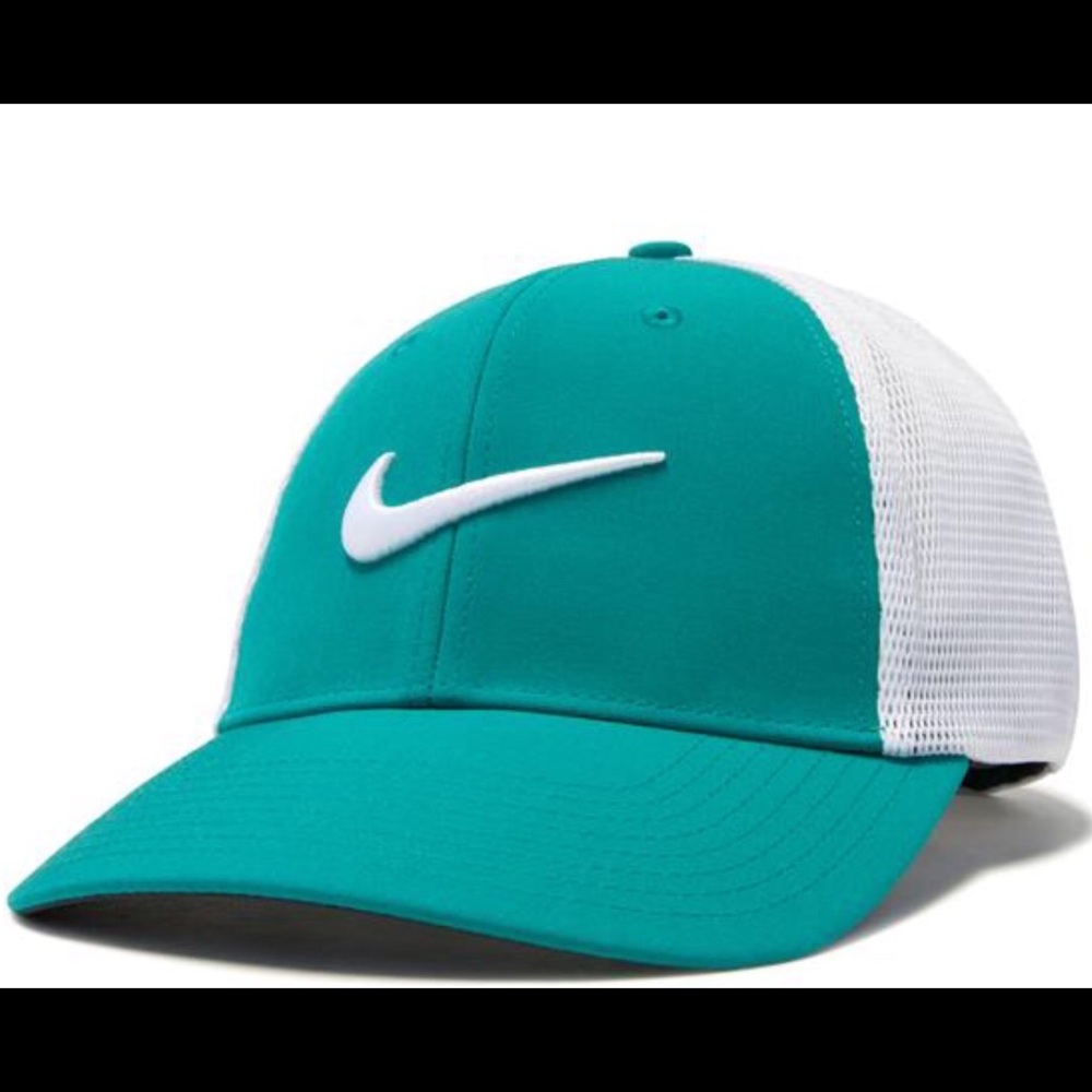 Nike Dri-Fit Golf Cap Unisex Fitted Style