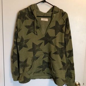 Sweatshirt with stars