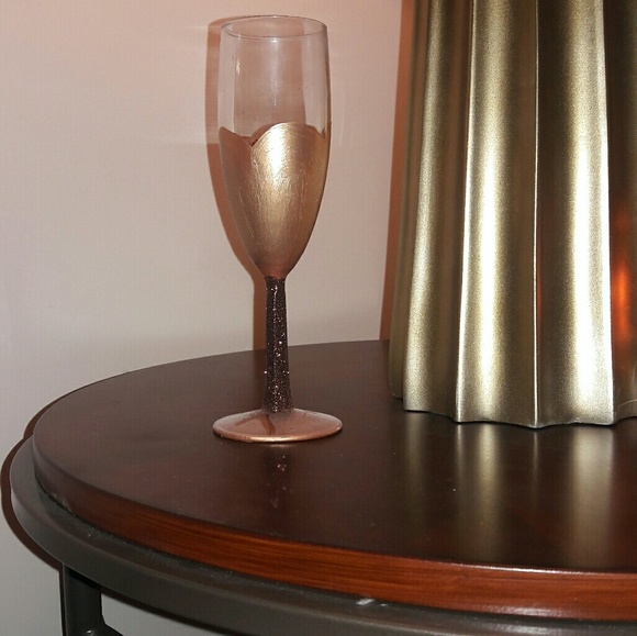 Custom champagne glasses - Picture 1 of 1