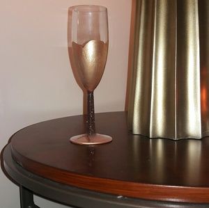 Custom champagne glasses