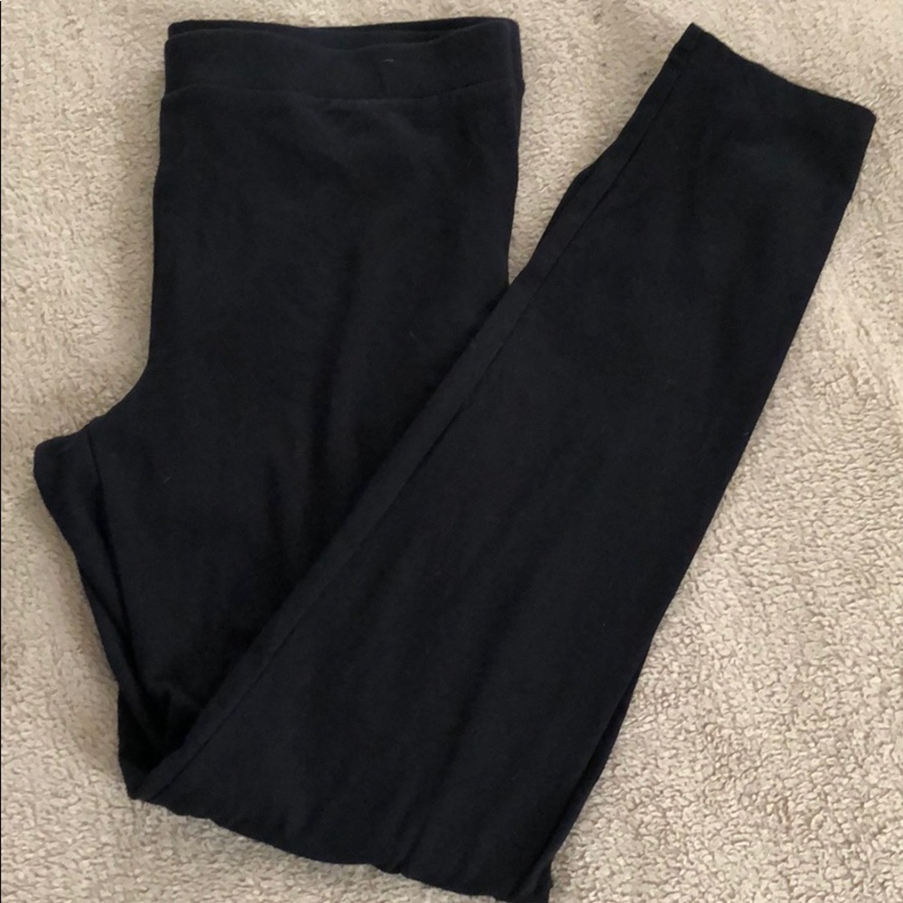 Black leggings