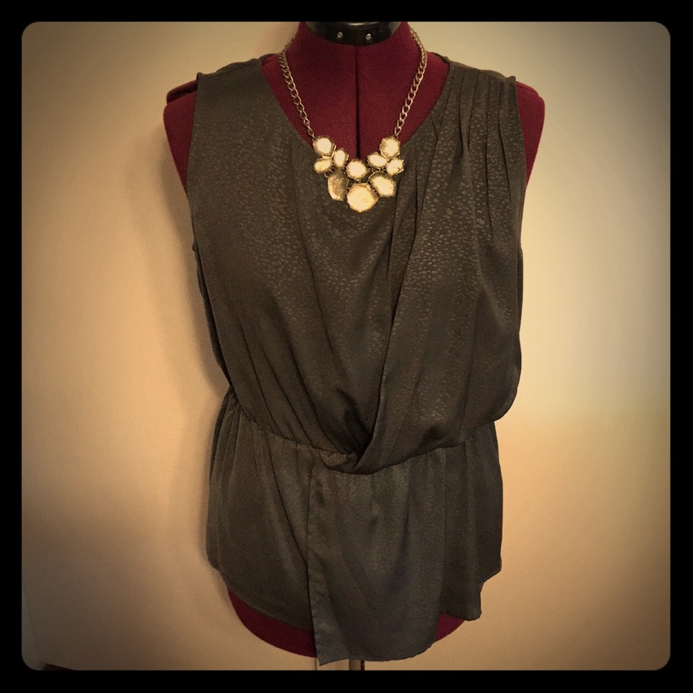 Blouse & Statement Necklace *BOGO free*