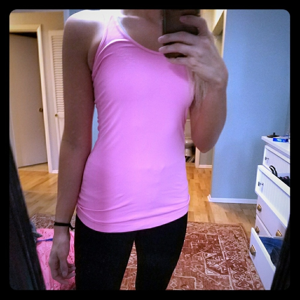 Lululemon racerback hot pink tank size 6