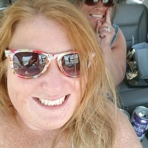 Meet your Posher, Stacia