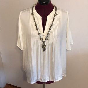 Blouse & Necklace *BOGO free*