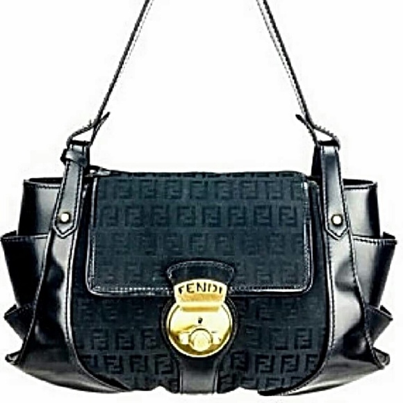Fendi Handbags - 🍒DROP!🍒FENDI  LOGO PASSASPALA ZUCCHINO SATCHEL