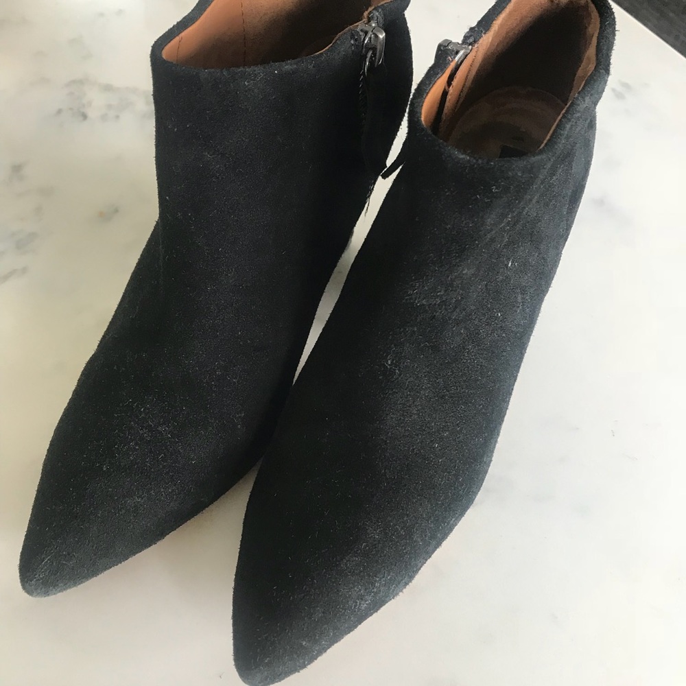 Black suede Zara booties