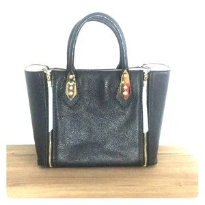 Henri Bendel Caviar Leather A-List satchel ⬛️⬜️