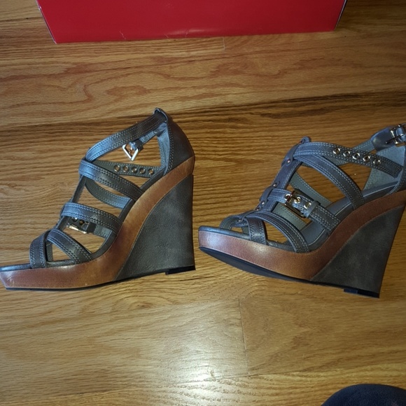Platform wedge sandles - Picture 5 of 8
