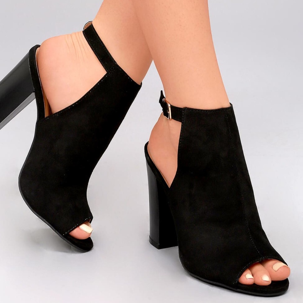 Lulus Peep Toe Suede Booties Sz 8