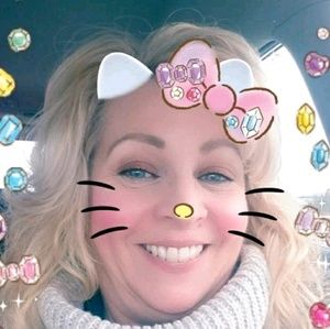 Meet your Posher, Linda