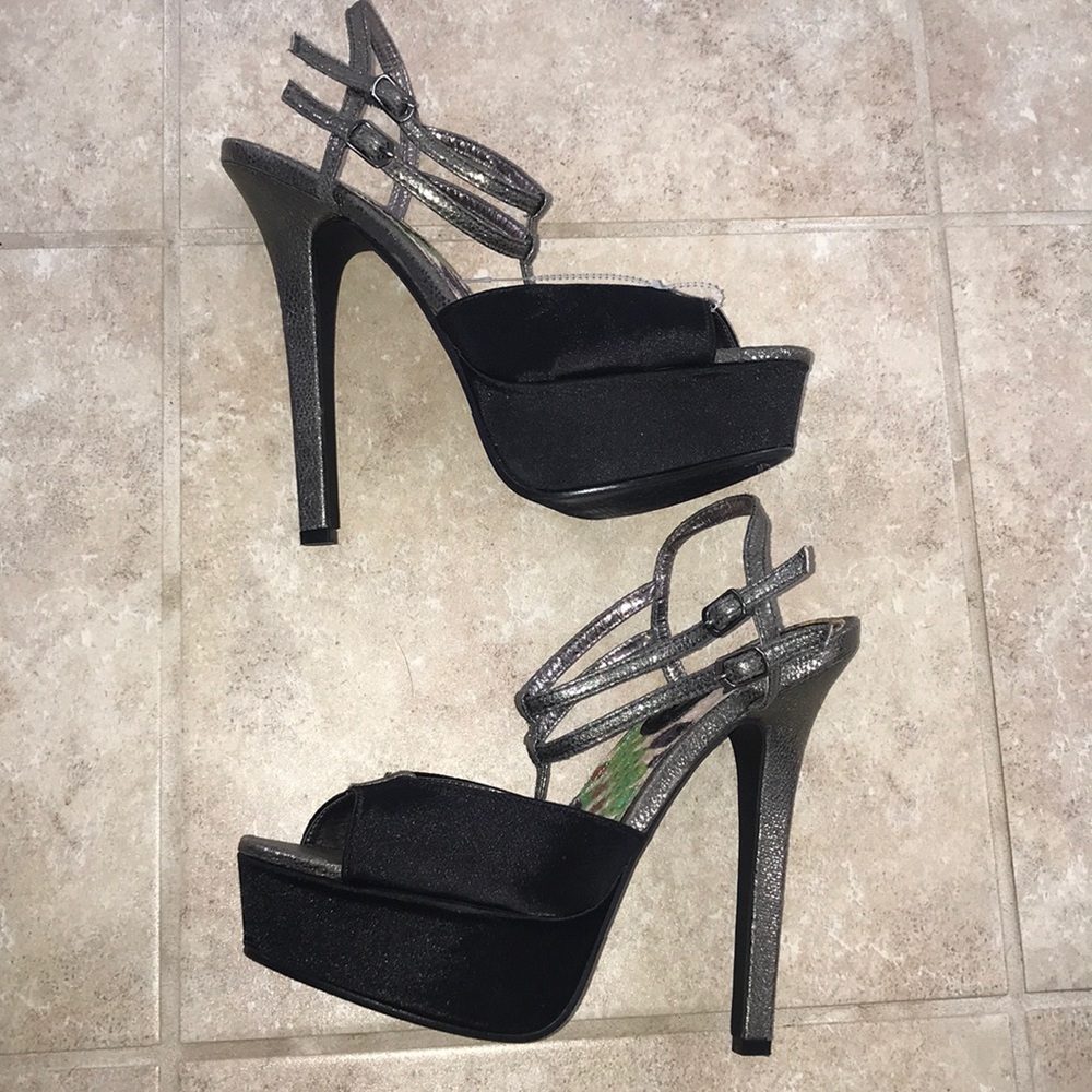 New 2 LIPS TOO Peep Toe Satin Platform Shoes Sz 9 - Picture 3 of 6