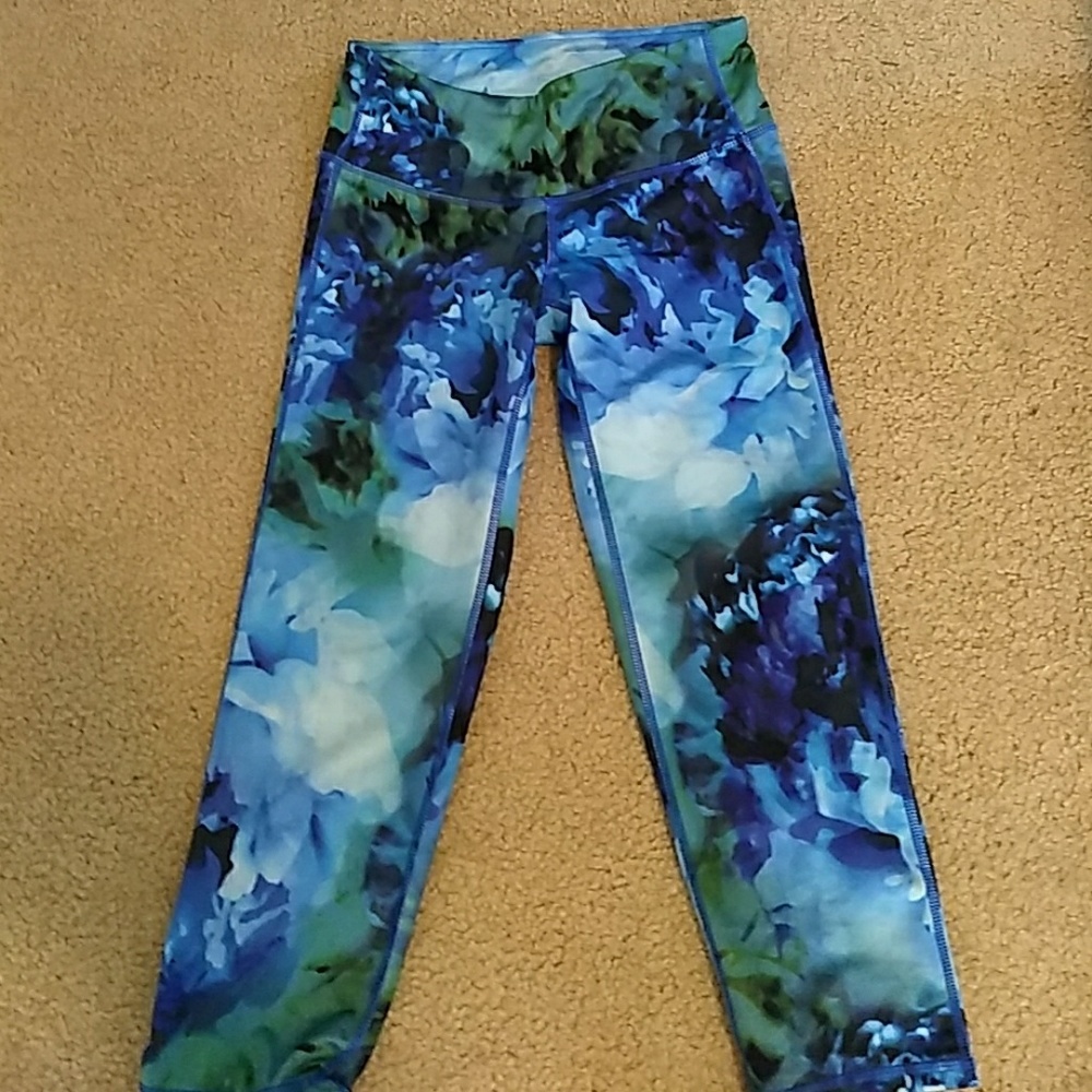 Athleta Workout Capris