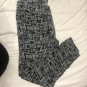 Black and white pattern